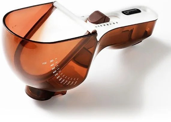 nuscup-adjustable-measuring-cup-and-scoop