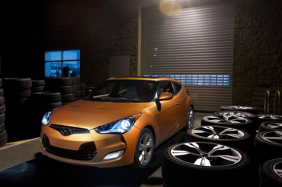 2012-hyundai-veloster-14_1200
