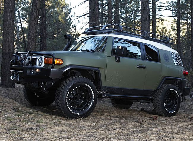 Xplore-Adventure-Series-FJ-Cruiser-Gear-Patrol