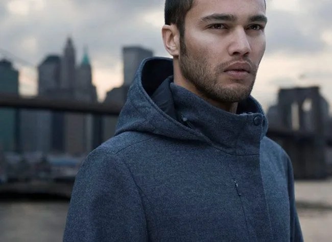 Icebreaker-Boulder-Hood-Gear-Patrol