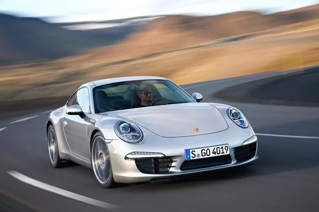 2012-Porsche-911-Carrera-S-Gear-Patrol-2_