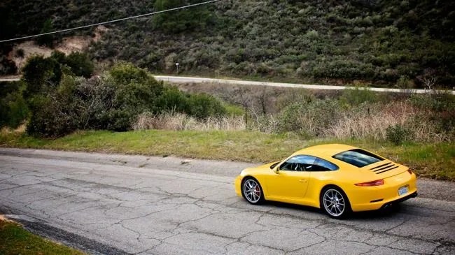 2012-porsche-911-carrera-s-gear-patrol-9_