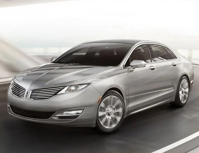2013-Lincoln-MKZ-Gear-Patrol