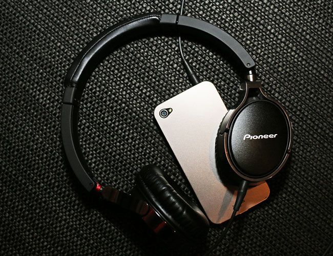 Pioneer SE-MJ591 Headphones | Gear Patrol