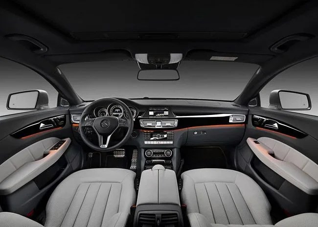 Mercedes-Benz-CLS-Shooting-Brake-Gear-Patrol-2