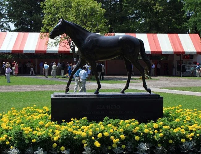 Horse-Statue-Gear-Patrol