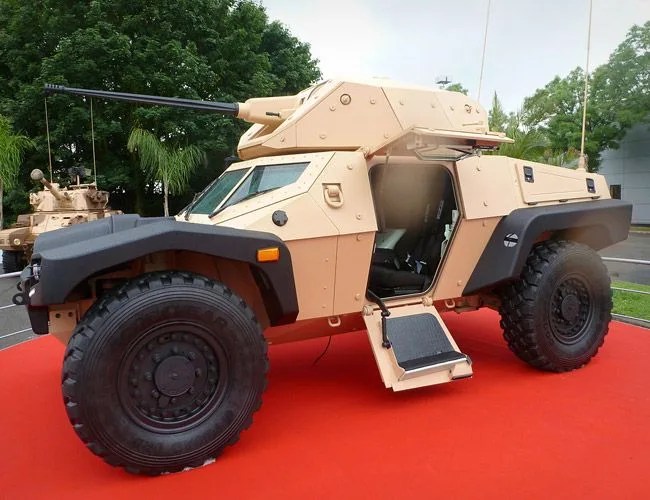 panhard-crab-gear-patrol-1