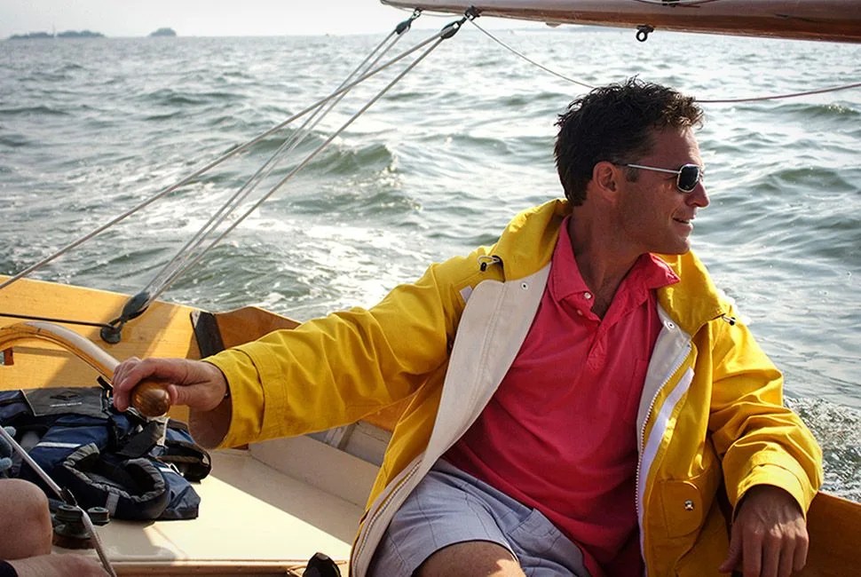 pulitzer-survivalon-jacket-gear-patrol-full