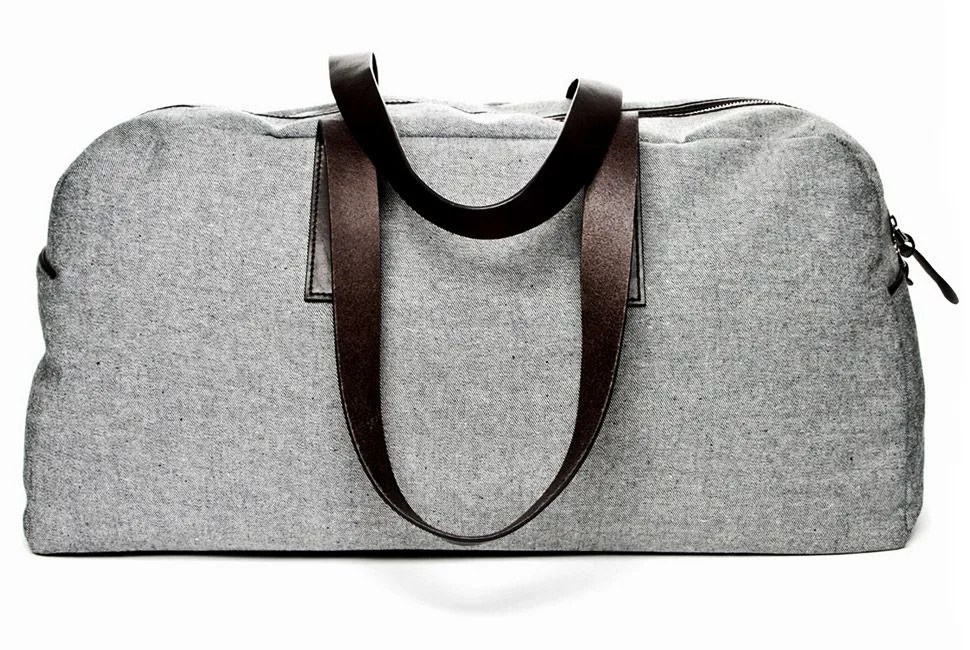Everlane-Reverse-Denim-Bag-Colletion-Gear-Patrol-Lead-Full