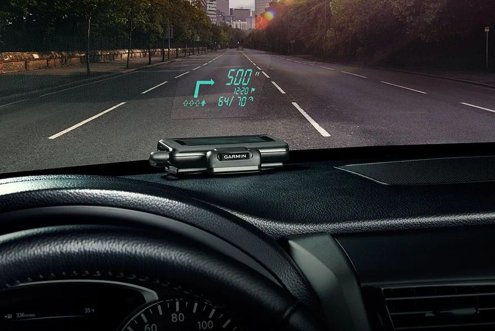 Garmin-HUD-Lead-Full-Gear-Patrol