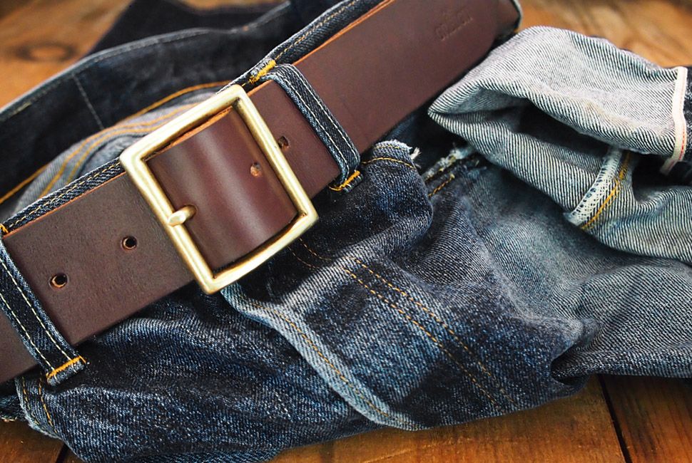 grein-leather-goods-gear-patrol-lead-full