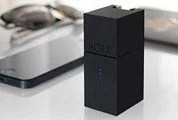 Bolt-Portable-Smartphone-Charger-Gear-Patrol