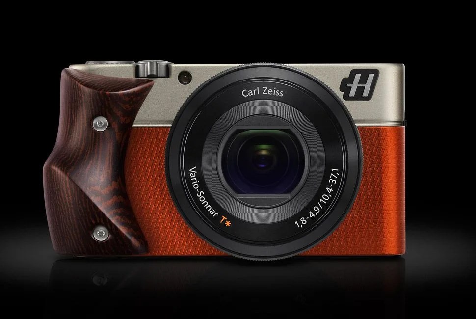 hasselblad-Stellar-Special-Edition-gear-patrol-tig-lead-full