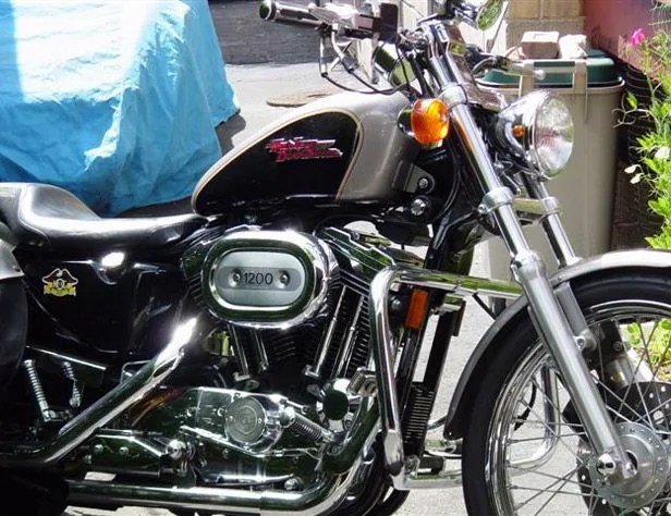 Harley-Davidson-Sporster-Gear-Patrol-Sidebar