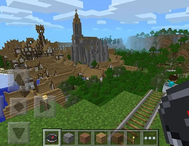 Minecraft-Pocket-Edtition-Gear-Patrol