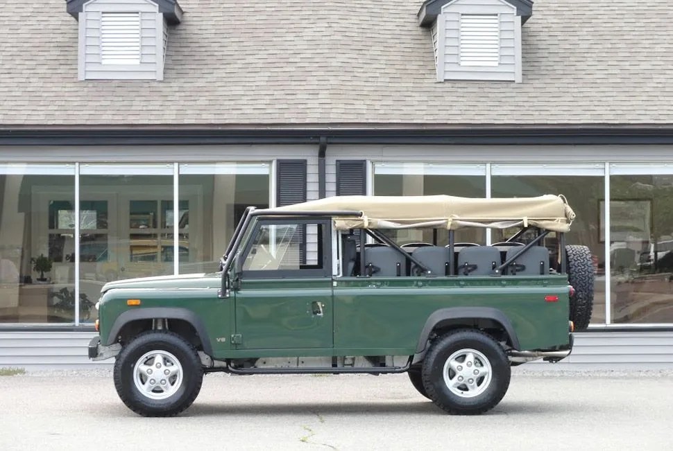 Land-Rover-Defender-110