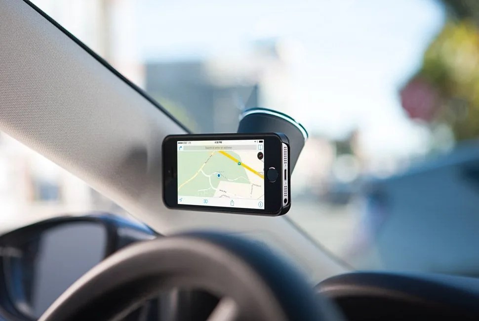 logitech-Case-Gear-Patrol-Lead-Full