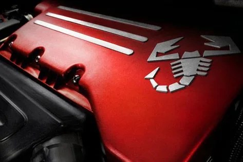 Fiat-500-Abarth-SMALL-Gear-Patrol