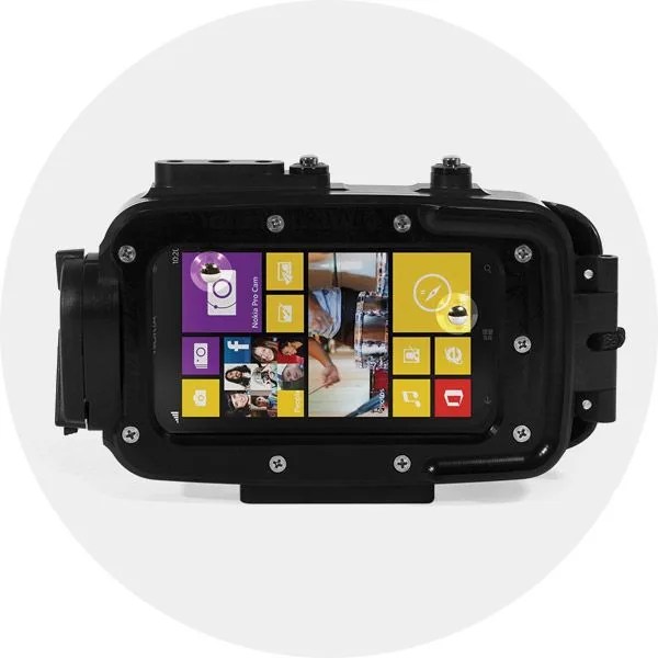 Nokia-Lumia-1020-with-Watershot-Underwater-Housing-age-of-aquarius