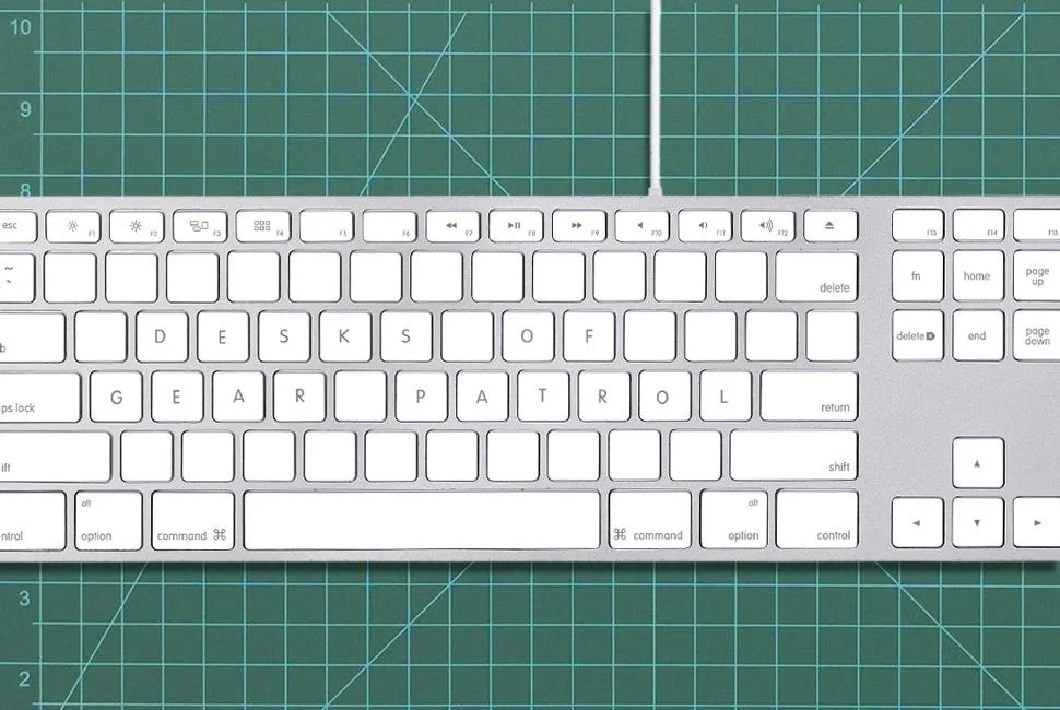 Desks-of-GP-Gear-Patrol-Lead-Full