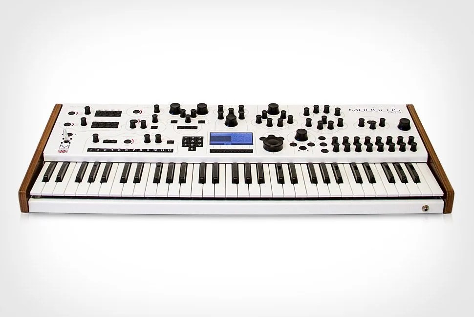 Modulas-Music-Gear-Patrol-Lead-Full