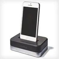 Grovemade-Steel-iPhone-Dock-Gear-Patrol