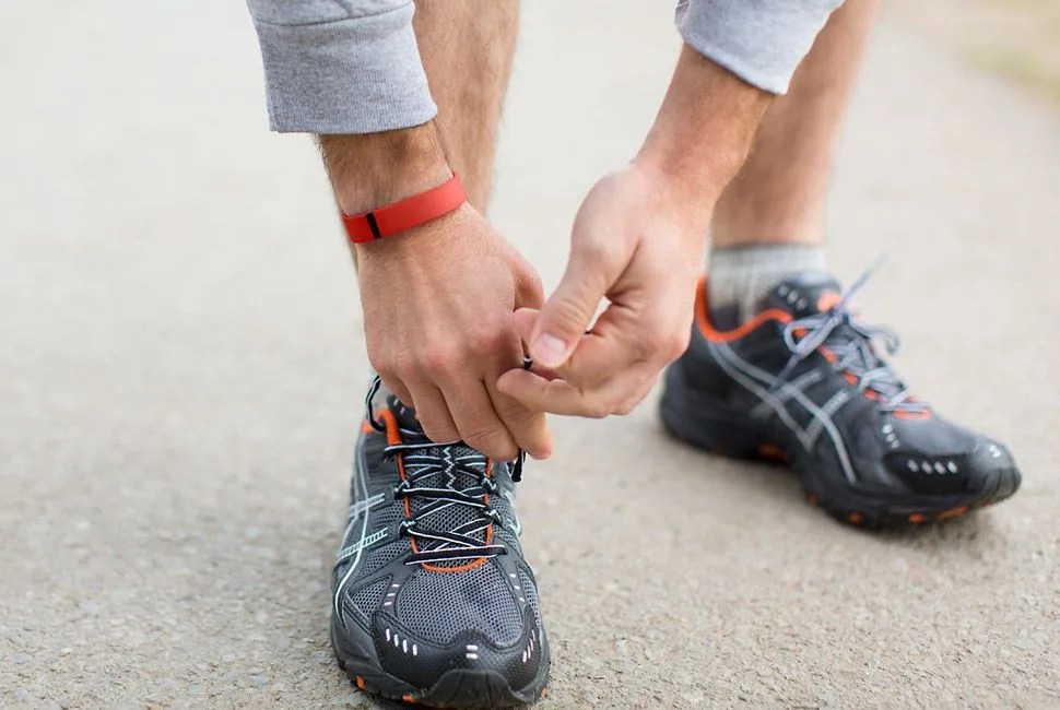 Fitbit-Gear-Patrol-Lead-Full