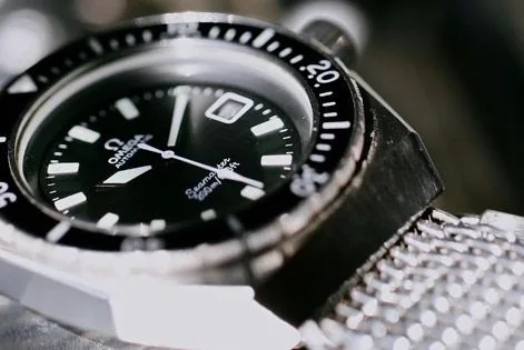 Omega-TK-Selects-Gear-Patrol-Ambiance-2