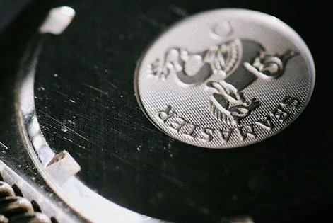 Omega-TK-Selects-Gear-Patrol-Ambiance-3