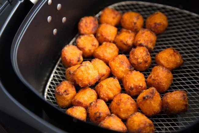 Philips-Airfryer-Gear-Patrol-Ambiance