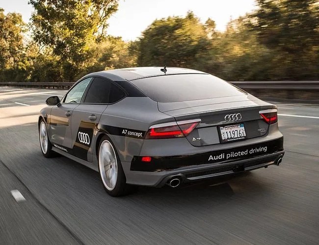 Audi-Self-Driving-A7-Gear-Patrol-Lead