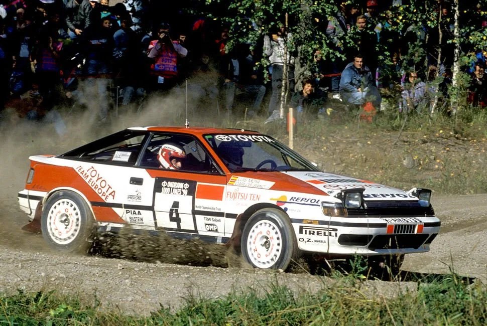 Carlos-Sainz-Gear-Patrol