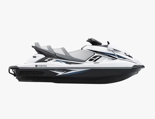 best-water-crafts-gear-patrol-yamaha-crusier2