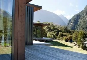 decompress-hotel-sidebar-gear-patrol