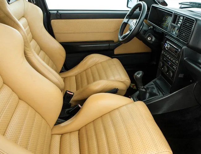 lancia-delta-hf-gear-patrol-interior