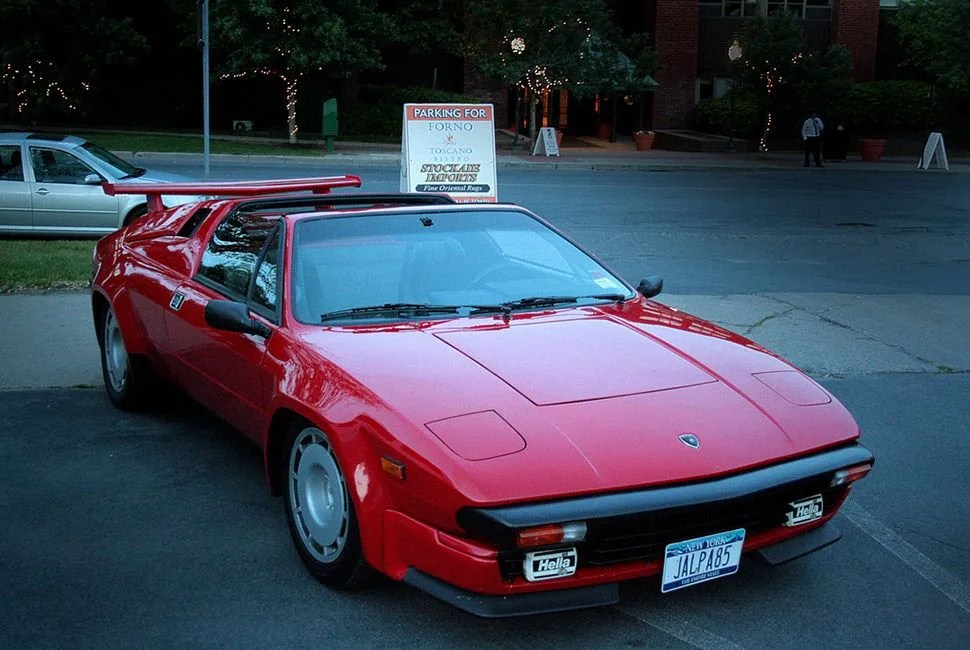 unsung-gear-patrol-ferrari