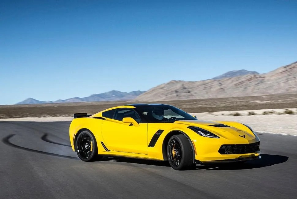 Corvette-Z06-Gear-Patrol