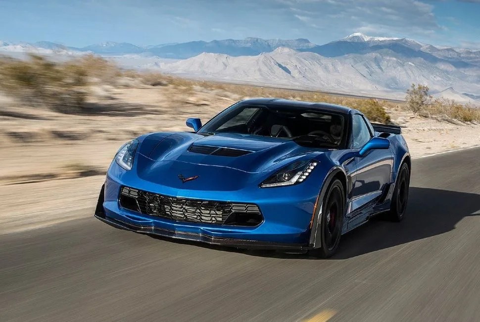 potent-motoring-gear-patrol-970-corvette