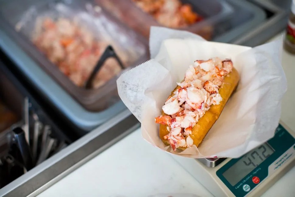 The Perfect Lobster Roll Comes from a Truck on Maine’s Southern Coast