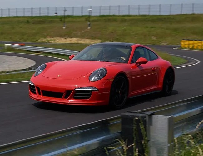 porsche-experience-gear-patrol-650-3