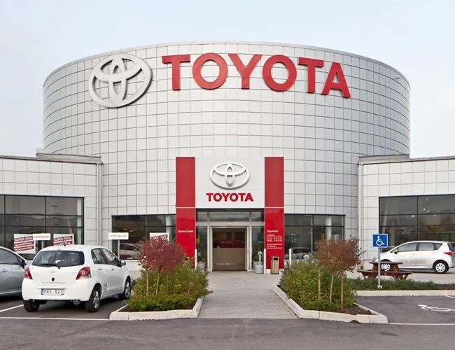 TWIM-gear-patrol-toyota