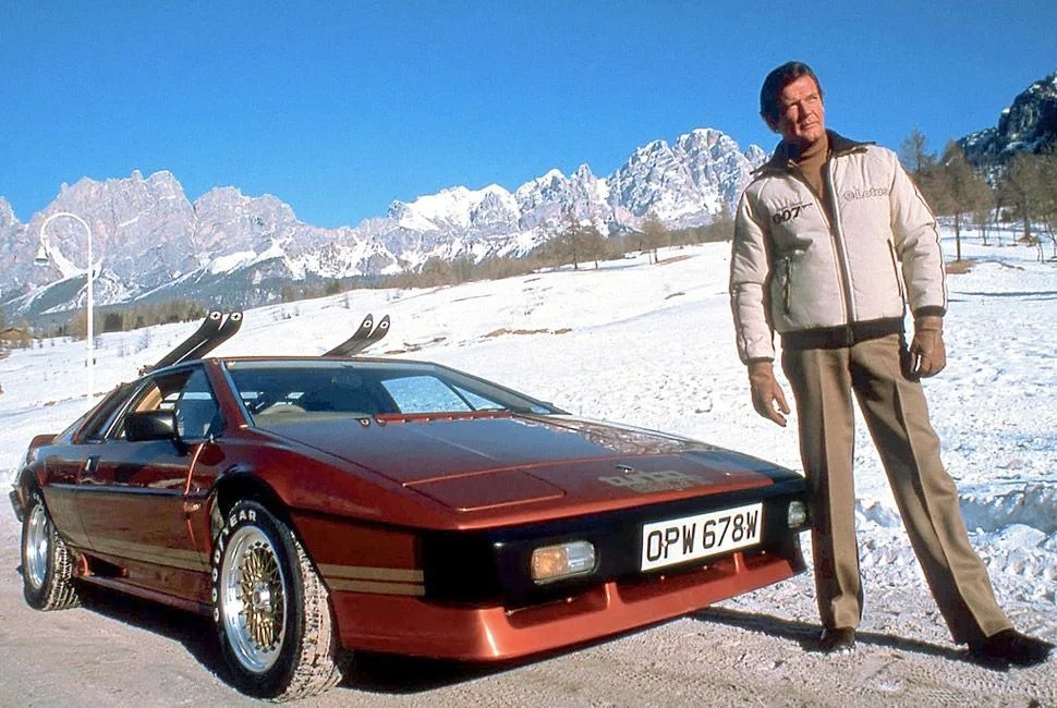 Best-Bond-Cars-Lotus-Esprit-For-Your-Eyes-Only-Gear-Patrol.jpg