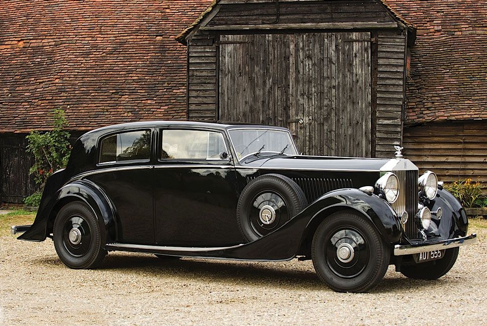Bond-Car-Rolls-Gear-Patrol