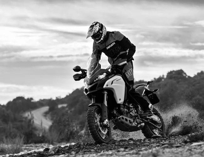 ducati-gear-patrol-multistrada-2