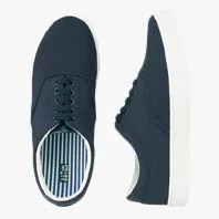 stocking-stuffer-Gear-Patrol-dapperman-sneakers