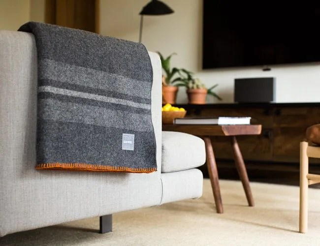 wool-blankets-gear-patrol-full-lead-featured