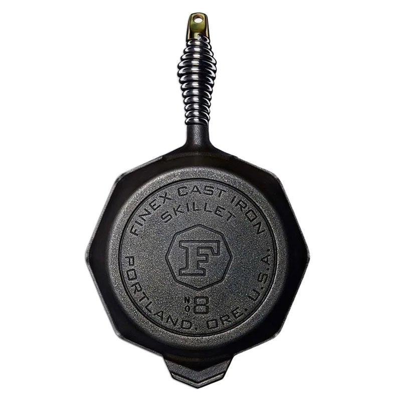 cooking-meat-gear-patrol-skillet