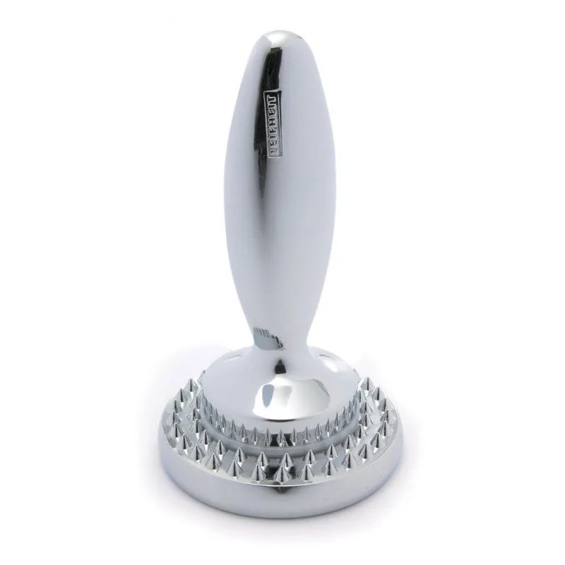 cooking-meat-gear-patrol-tenderizer