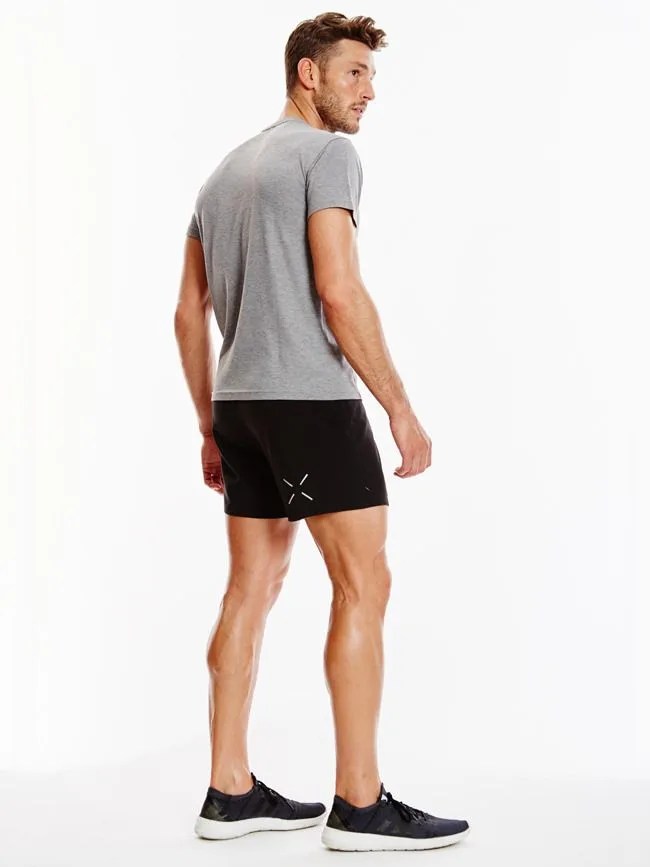 tenthousand-gear-patrol-ambiance-3