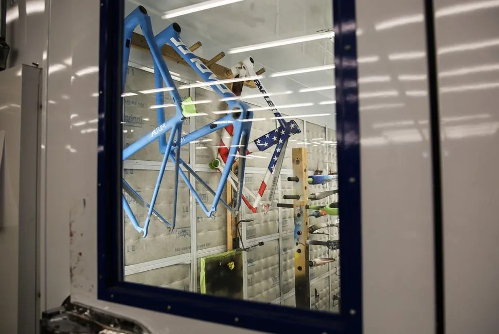 Parlee-Cycling-Gear-Patrol-Slide-9